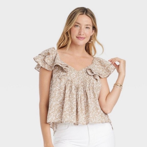 NWT Universal Thread Women’s Ruffle Short Sleeve Blouse - Picture 1 of 1